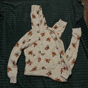 This onesie, was worn a couple times really comfortable and warm